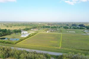 555 65th Avenue, Vero Beach, FL 32968 - MLS#F10523250