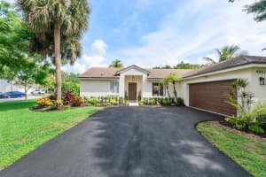 4061 NW 54th Ct, Coconut Creek, FL 33073 - MLS#F10523254