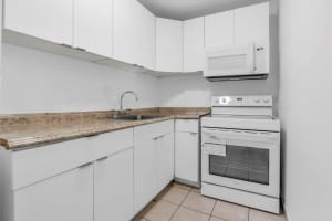 4801 7th Street, Miami, FL 33126 - MLS#F10523257