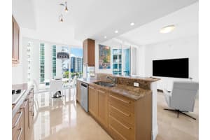 333 Las Olas Way 2103, Fort Lauderdale, FL 33301 - MLS#F10523263