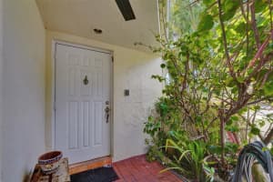 1600 NW 81 Way 1600, Plantation, FL 33322 - MLS#F10523271