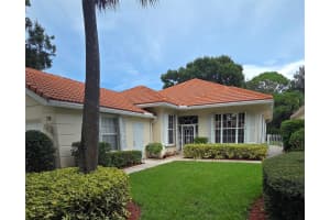 319 Kelsey Park Cir, Palm Beach Gardens, FL 33410 Sold 11/24/25