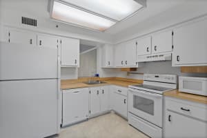 4550 NW 18th Ave 301, Deerfield Beach, FL 33064 - MLS#F10523287