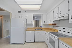 4550 NW 18th Ave 301, Deerfield Beach, FL 33064 - MLS#F10523287
