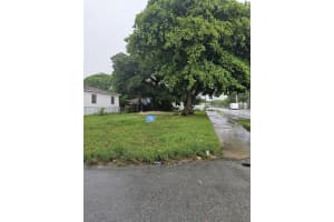 6310 21st Avenue, Miami, FL 33147 - MLS#F10523315