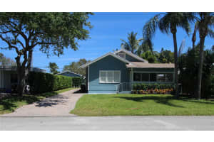 239 NW 1st Ave, Delray Beach, FL 33444 - MLS#F10523328