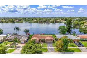 8720 Pasadena Blvd, Pembroke Pines