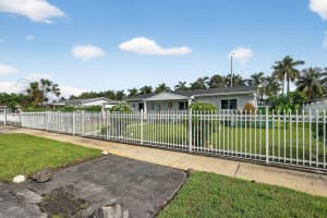 4311 NW 198th Ter, Miami Gardens, FL 33055 Sold 10/03/25