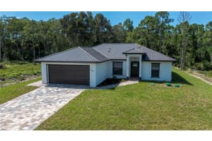 662 Foxchase Dr, Lehigh Acres, FL 33974 - MLS#F10523362