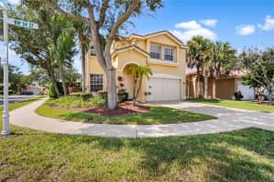 12310 NW 54th Ct, Coral Springs, FL 33076 - MLS#F10523390