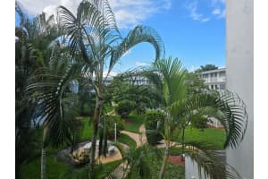 MLS# F10523391, Miami, Florida 33162