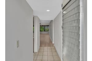 1711 Whitehall Dr 306, Davie, FL 33324 - MLS#F10523402