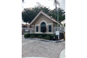 15770 Sw 104th Terrace 304, Miami, Fl 33196, Miami