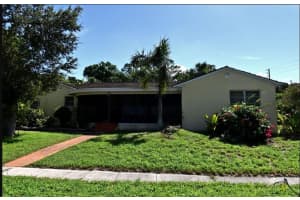 1124 Colonial Rd, Fort Pierce