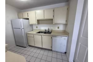645 Executive Center Dr R104, West Palm Beach