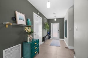 121 NW 45th St, Fort Lauderdale, FL 33309 Sold 10/02/25