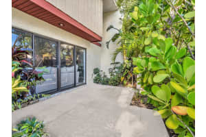 3008 Willow Ln 265, Hollywood, FL 33021 Sold 12/09/25
