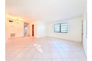 141 NW 27th Ter N, Fort Lauderdale, FL 33311 - MLS#F10523493