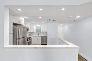 3100 W Rolling Hills Cir 109, Davie, FL 33328 Sold 12/23/25