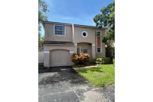11740 NW 12th St, Pembroke Pines, FL 33026 - MLS#F10523520