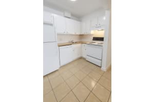 1151 NE 17th Ct 27, Fort Lauderdale, FL 33305 - MLS#F10523525