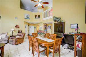 1046 Satinleaf St, Hollywood, FL 33019 - MLS#F10523526