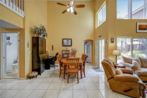 1046 Satinleaf St, Hollywood, FL 33019 - MLS#F10523526