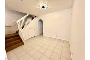 2940 NW 33rd Ln, Lauderdale Lakes, FL 33311 - MLS#F10523540