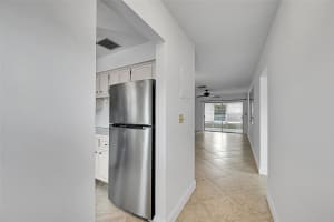 2111 NE 42nd Ct 201w, Lighthouse Point, FL 33064 - MLS#F10523556
