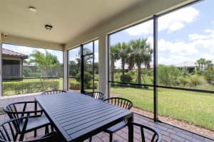 4231 E Basket Oak Cir, Vero Beach, FL 32967 - MLS#F10523562