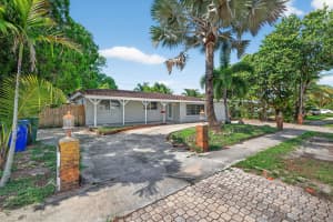 2248 SW 14th Ct, Fort Lauderdale, FL 33312 - MLS#F10523565