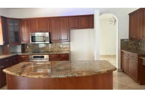 16848 SW 16th St, Pembroke Pines, FL 33027 - MLS#F10523567