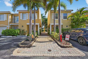 1010 Lake Shore Dr 201, Lake Park, FL 33403 - MLS#F10523572