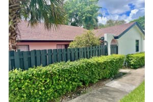 8951 SW 19th St B, Boca Raton, FL 33433 - MLS#F10523623
