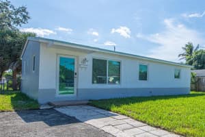 1631 N 69th Ave, Hollywood