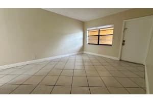 4061 N Dixie Hwy 8, Oakland Park, FL 33334 - MLS#F10523662