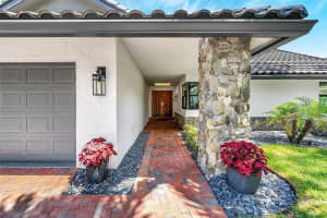 2845 NW 42nd St, Boca Raton, FL 33434 - MLS#F10523663