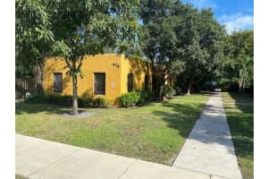416 NE 1st Avenue 1, Fort Lauderdale, FL 33301 - MLS#F10523666