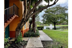 10717 CLEARY BL 211, Plantation, FL 33324 - MLS#F10523744