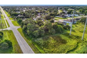 2192 Del Rio Boulevard, Port Saint Lucie, FL 34953 - MLS#F10523745
