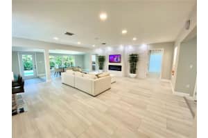 1004 SE 22nd Ave, Pompano Beach, FL 33062 - MLS#F10523749