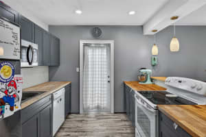 5815 Buchanan St, Hollywood, FL 33021 Sold 11/17/25