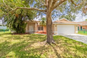 1682 SE Berkshire Blvd, Port Saint Lucie, FL 34952 Sold 11/17/25