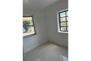 4030 NE 12th Ter, Pompano Beach, FL 33064 - MLS#F10523802