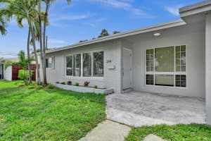 2114 N 42nd Ave, Hollywood, FL 33021 - MLS#F10523804