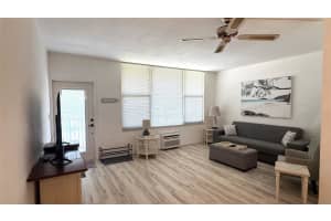 1960 NE 1st St 7D, Deerfield Beach, FL 33441 - MLS#F10523807