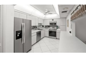 806 Cypress Grove Ln 107, Pompano Beach, FL 33069 - MLS#F10523827