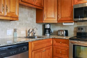 3050 N Palm Aire Dr 609, Pompano Beach, FL 33069 - MLS#F10523845