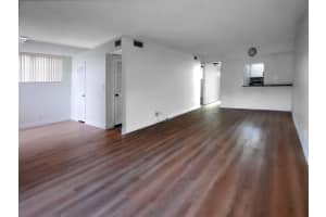 9420 S Hollybrook Lake Dr 201, Pembroke Pines, FL 33025 - MLS#F10523869