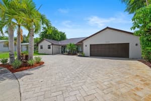 5220 N 31st Pl, Hollywood